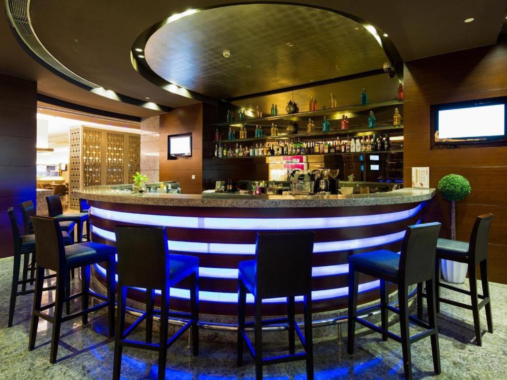 The Qube Shanghai Nanqiao Екстер'єр фото
