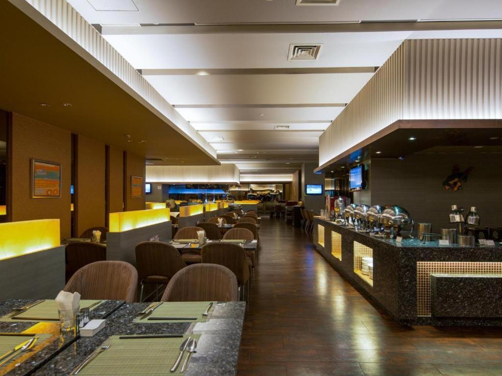 The Qube Shanghai Nanqiao Екстер'єр фото