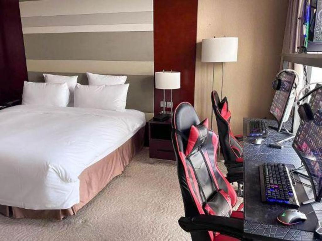 The Qube Shanghai Nanqiao Екстер'єр фото